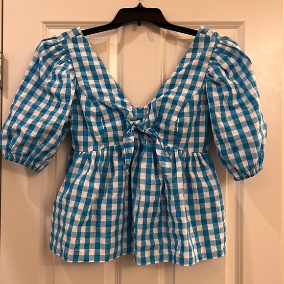 Lilly Pulitzer ladies top - Picture 1 of 12